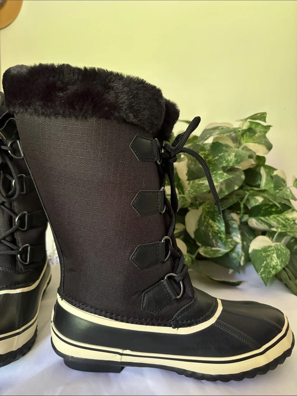JBU Boots 7.5